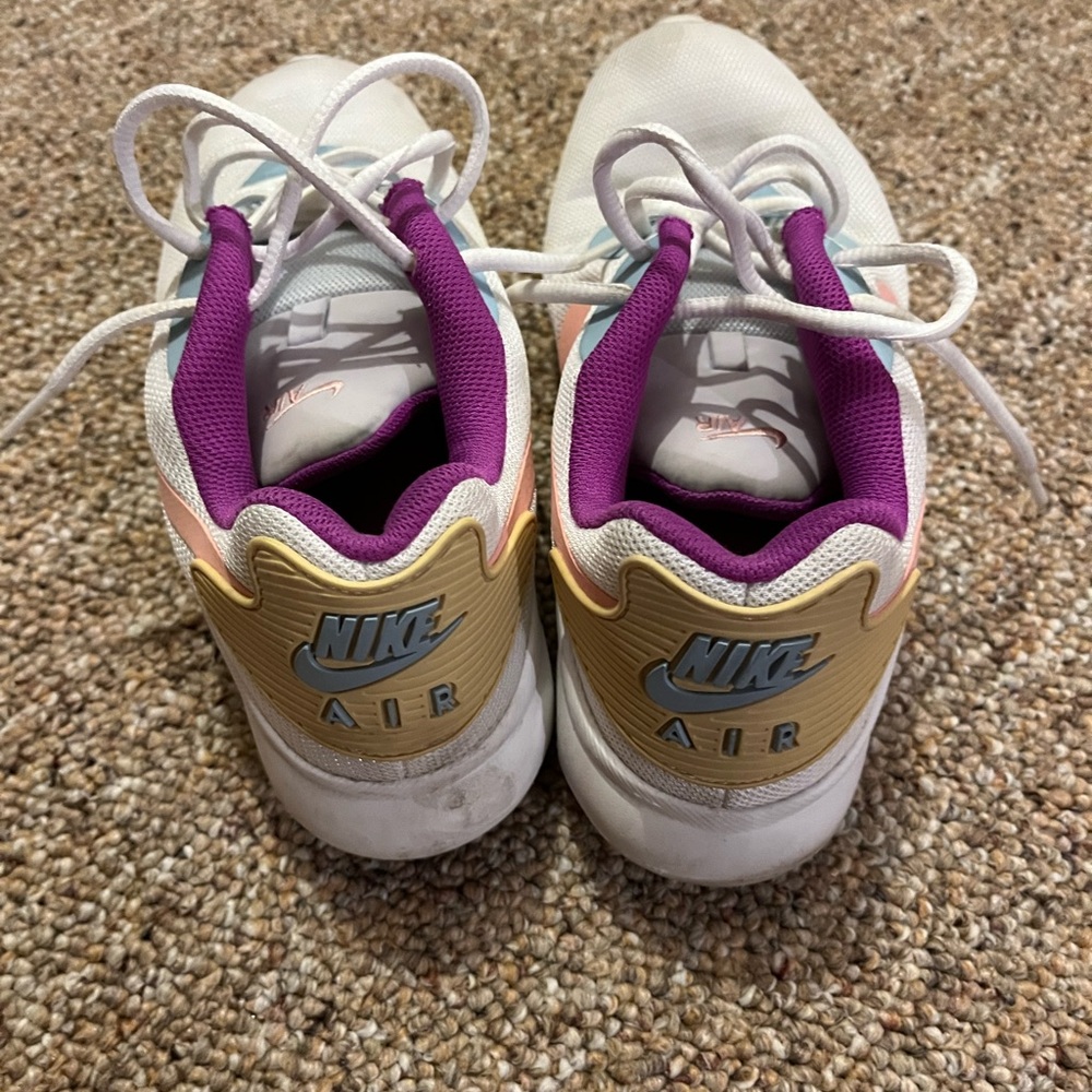 Nike shoes
